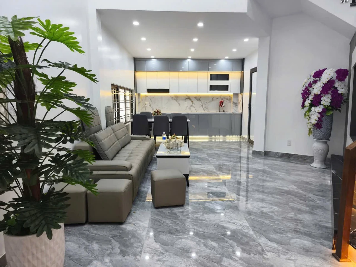 Bán nhà mặt ngõ 46m² 3 tầng Trần Nguyên Hãn, Quận 1 - Ảnh thu nhỏ 2