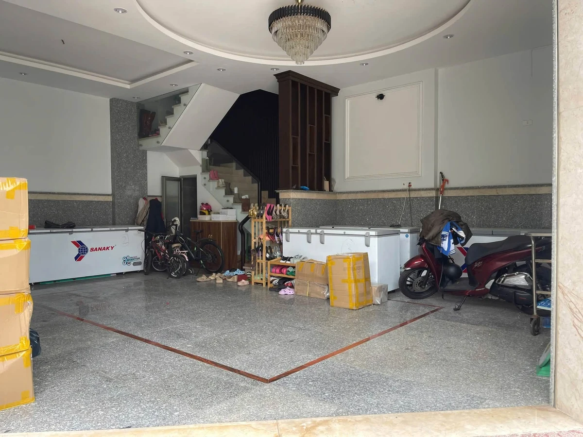 Bán nhà 5 tầng góc 2 mặt tiền 58m² Quận 1 - Ảnh thu nhỏ 4