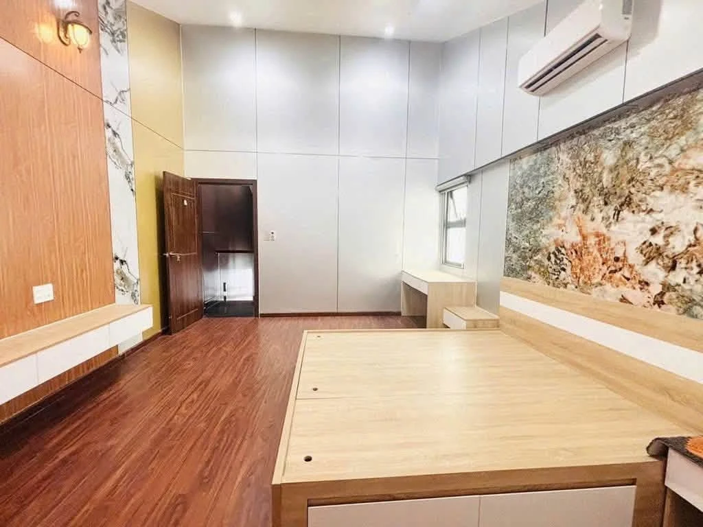 Cho thuê nhà nguyên căn 5PN 72m² Tô Hiến Thành - Ảnh thu nhỏ 3