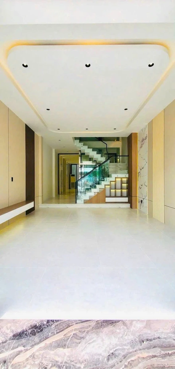 Bán nhà 4 tầng full nội thất, thang máy, 5x20m, trung tâm Phan Thiết giá 8,9 tỷ - Ảnh thu nhỏ 3