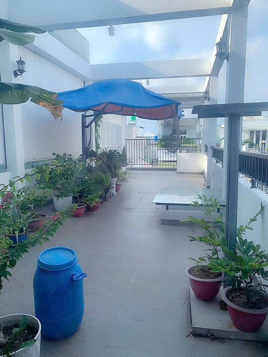 Bán nhà 1 trệt 2 lầu 237,9m² Bến Lức Long An 4,7 tỷ - Ảnh thu nhỏ 3