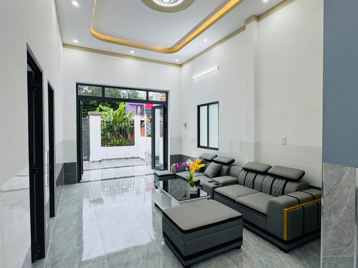 Bán nhà mái thái 2 mặt tiền 100.5m2 Bến Cát - Ảnh thu nhỏ 4
