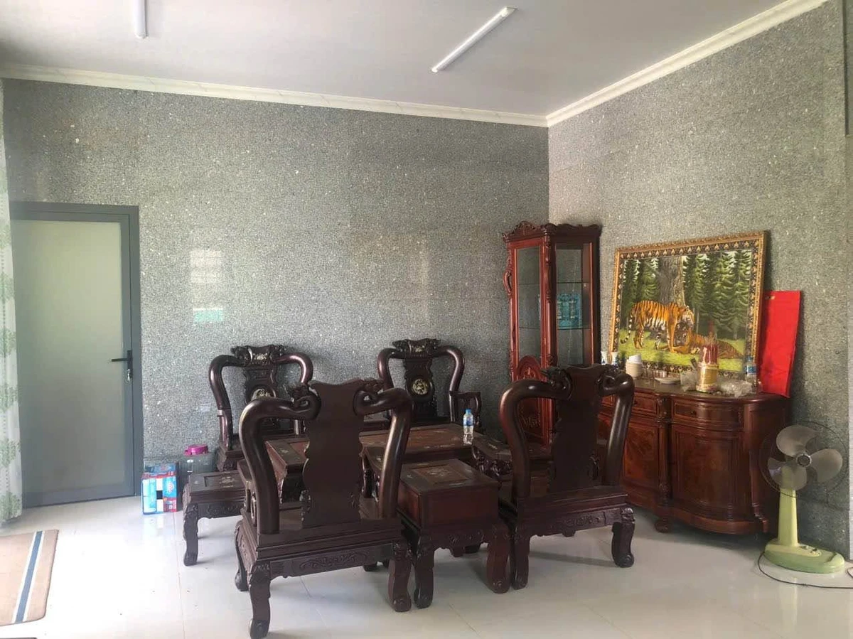 Bán nhà sân vườn 1095m2 mặt tiền đường nhựa Bến Lức Long An - Ảnh thu nhỏ 3