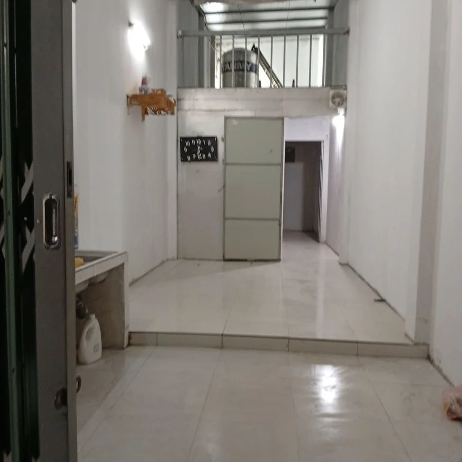 Cho thuê nhà riêng 2PN hơn 40m² Ngọc Hồi 3 triệu/tháng - Ảnh 1
