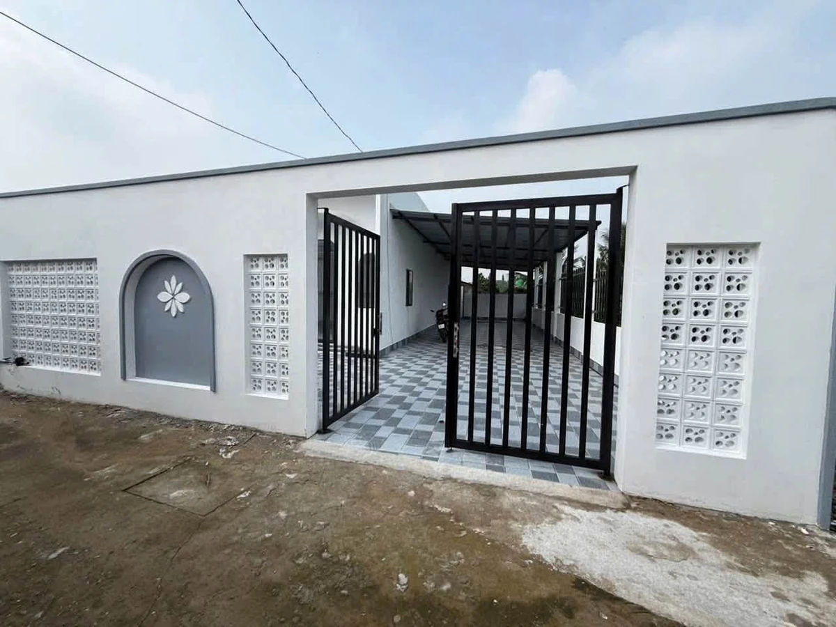 Bán nhà mới xây 10x22m thổ cư 100% giá 1,6 tỷ tại Thị trấn Tầm Vu, Châu Thành, Long An - Ảnh thu nhỏ 2