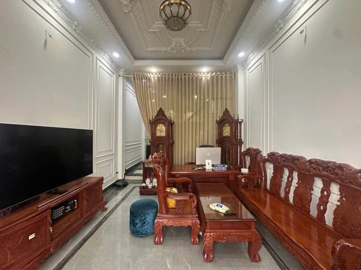 Bán nhà 1 trệt 3 lầu sân thượng 4x23m, 4PN 5WC, đường Số 8, Bình Tân giá 7,5 tỷ - Ảnh thu nhỏ 2
