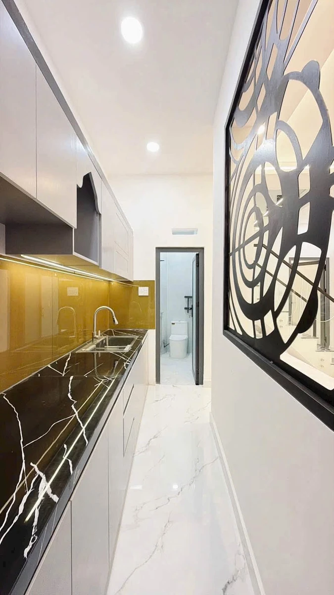 Bán nhà hẻm Tôn Đản Quận 4, 1 trệt 1 lầu, 3PN, 42,5m² sổ, giá 4,89 tỷ - Ảnh thu nhỏ 4