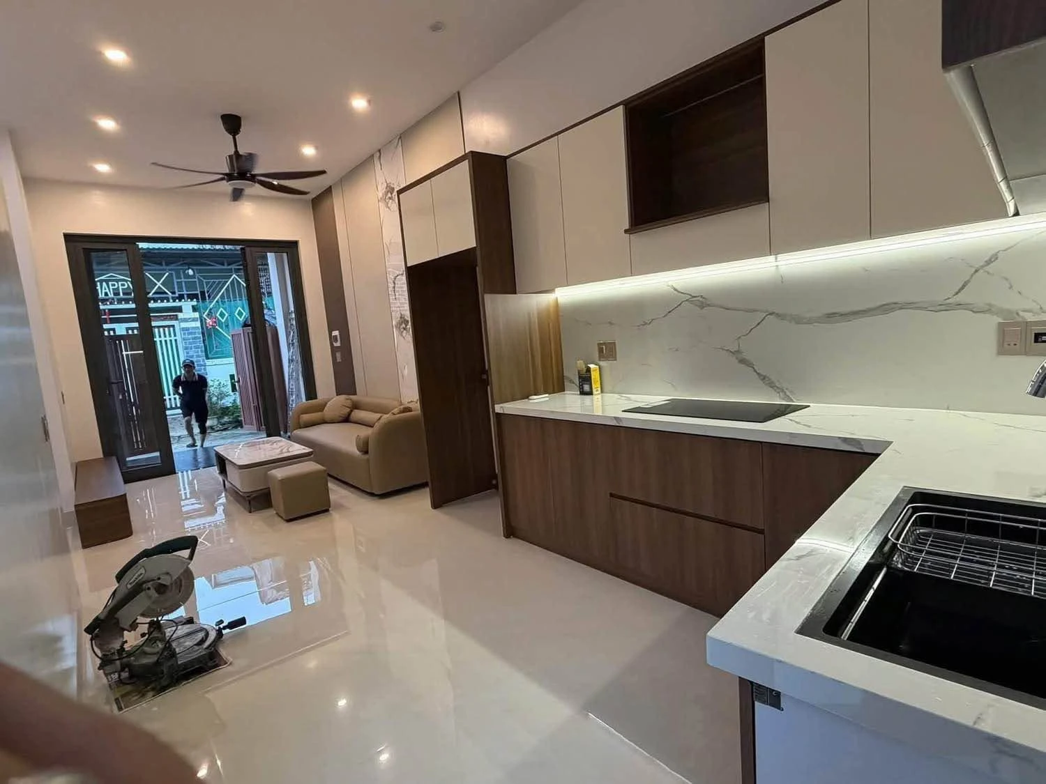 Bán nhà mặt tiền Nguyễn Du, 2PN, 60m2, Quận 1 - Ảnh 1