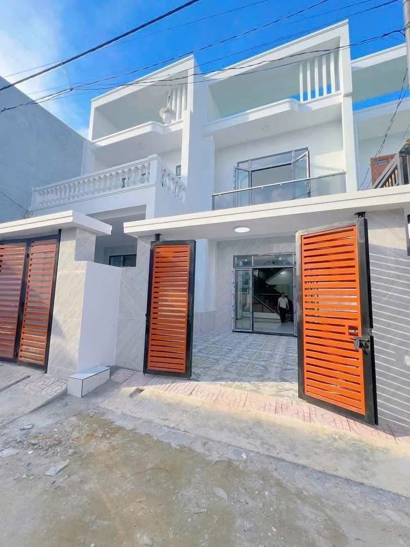 Bán nhà 1 lầu 1 trệt 102m2, 3 phòng ngủ tại Biên Hoà, Đồng Nai - Ảnh 1