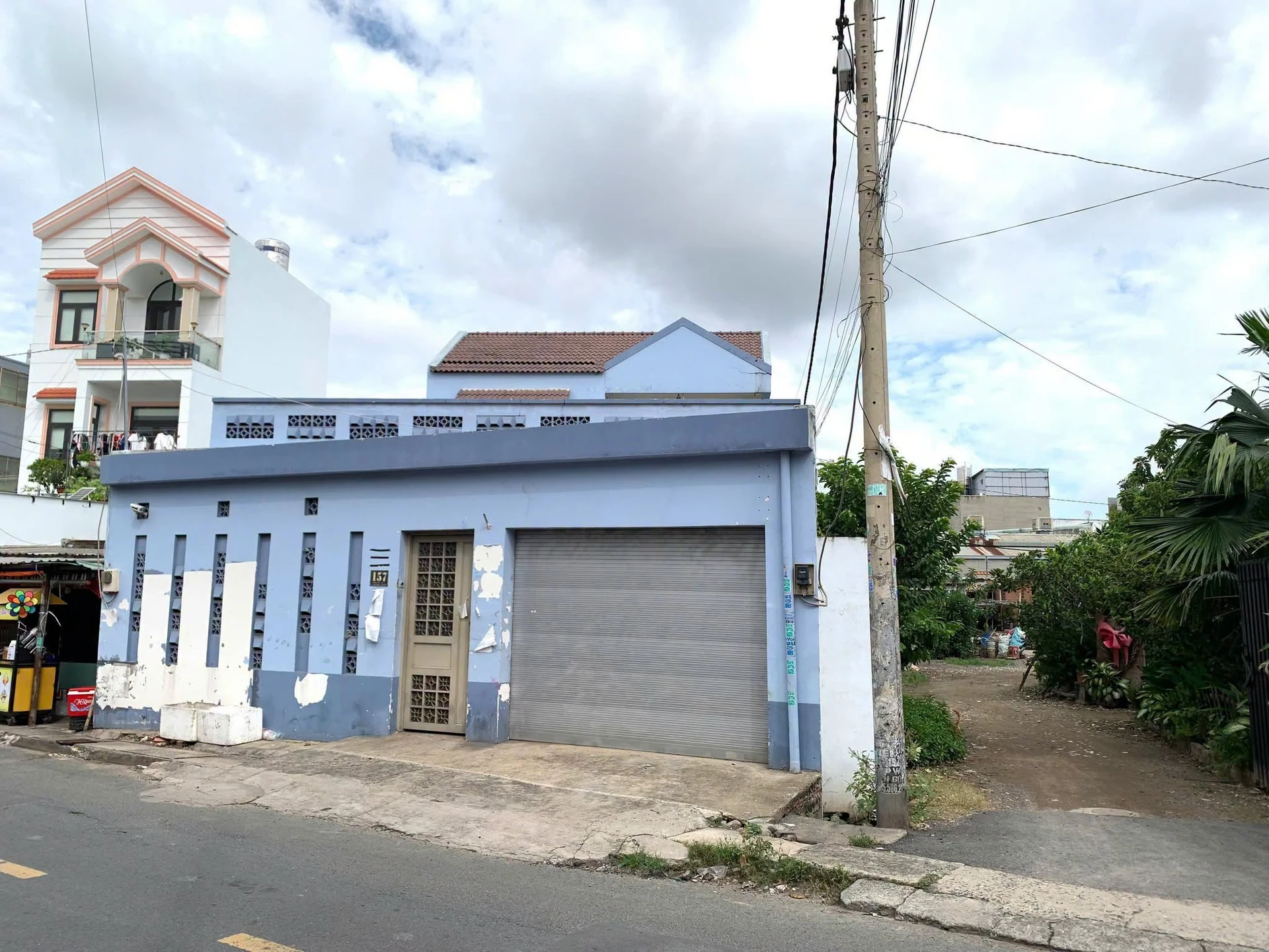 Bán nhà 2 tầng, 210m2, kinh doanh, Thủ Đức - Ảnh 1
