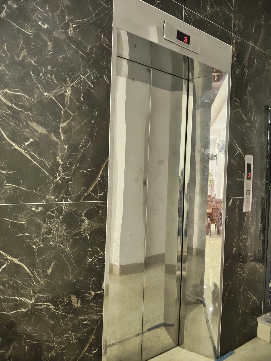 Bán nhà 4 tầng có thang máy 120m² Nha Trang 21.5 tỷ - Ảnh thu nhỏ 3