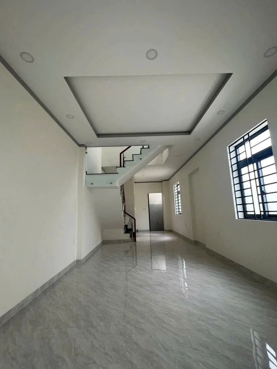 Cho thuê nhà 2PN 70m2 đường Lê Văn Chí, Thủ Đức 11tr/tháng - Ảnh thu nhỏ 2
