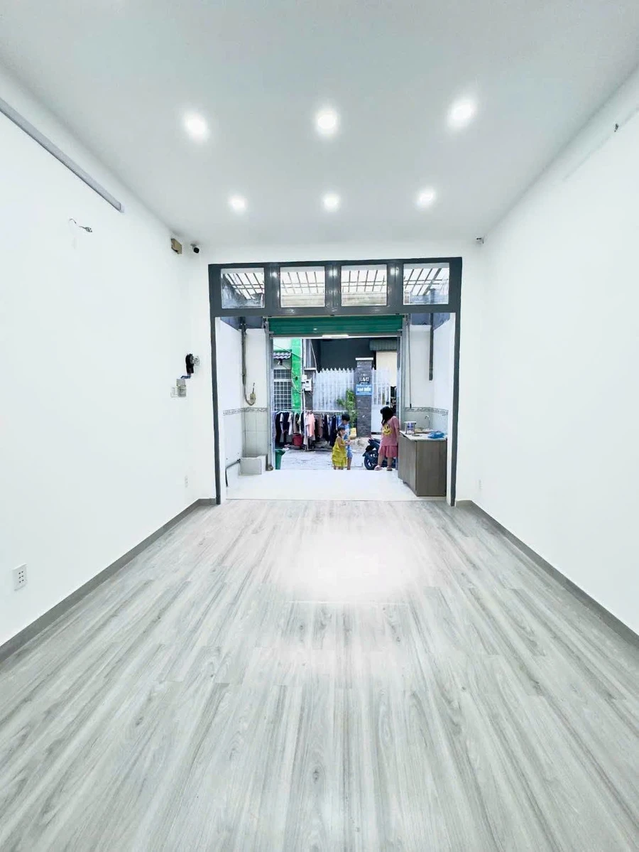 Bán căn hộ dịch vụ 4 tầng 114m2, 13 phòng, gần chợ Cầu, Đông Hưng Thuận, Quận 12 - Ảnh thu nhỏ 2