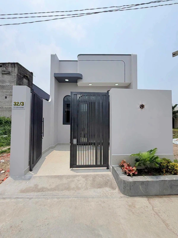 Bán nhà phố Rạch Giá 110m² 2 phòng ngủ 1 tỷ 950 triệu