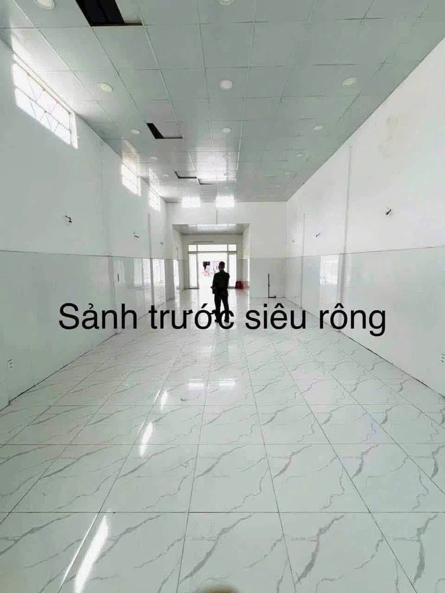 Cho thuê mặt tiền Đoàn Hoàng Minh 250m2, 22tr/tháng, Quận 1 - Ảnh thu nhỏ 3