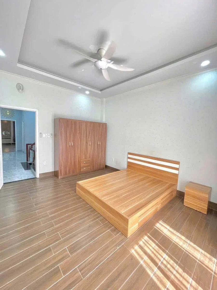 Bán nhà 1 trệt 2 lầu 4PN 92m² Đông Hòa TP.HCM - Ảnh thu nhỏ 4