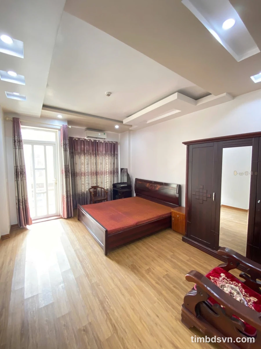 Cho thuê nhà 5 tầng 60m2 7PN 4WC Lê Hồng Phong 20 triệu/tháng - Ảnh 1