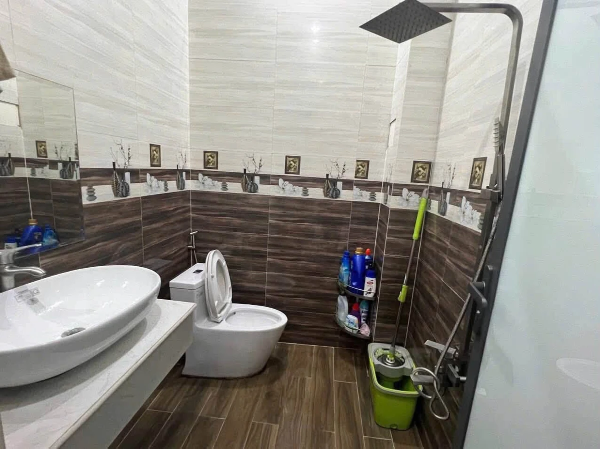 Cho thuê nhà mặt tiền Nguyễn Văn Linh 150m2, 3PN, Thành phố mới Bình Dương - Ảnh thu nhỏ 4