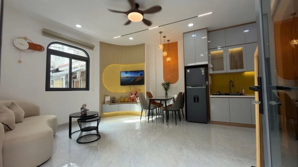 Bán nhà hẻm xe hơi 26m2, 2PN 2WC trung tâm Bình Thạnh - Ảnh 1