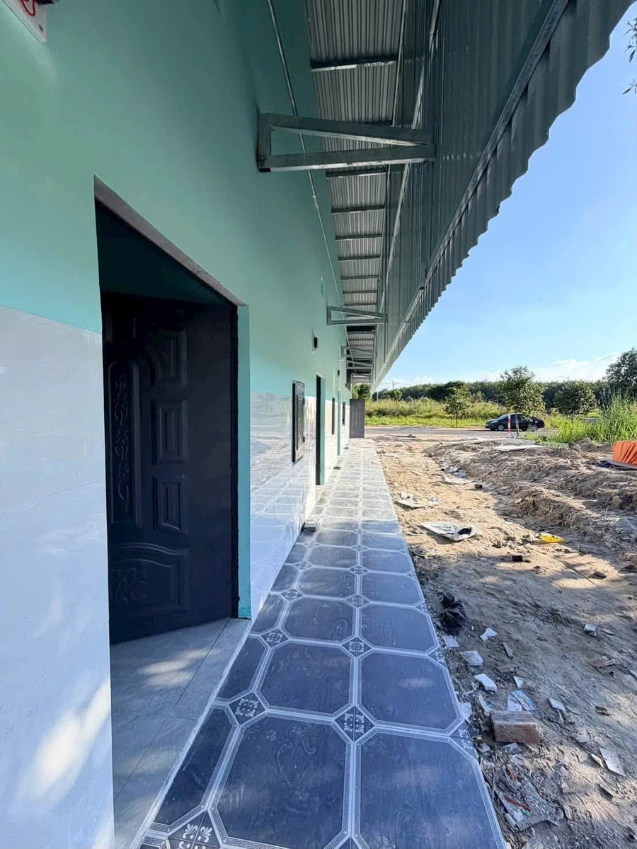 Bán dãy trọ 5 phòng + kiot tại Becamex, 150m2, 1 tỷ 600 triệu - Ảnh thu nhỏ 2
