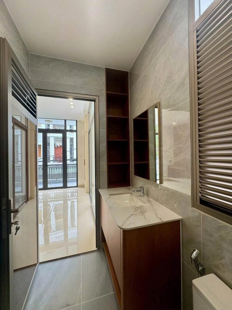 Bán nhà 3 tầng 80m² Trương Công Định, Vũng Tàu, 10,9 tỷ - Ảnh thu nhỏ 4