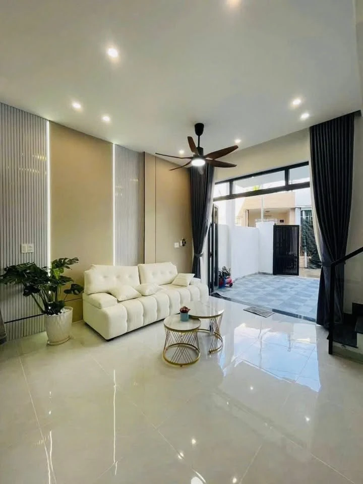 Bán nhà 1 trệt 1 lầu 79m2 3PN gần Chợ Phú Mỹ, Thủ Dầu Một - Ảnh thu nhỏ 4