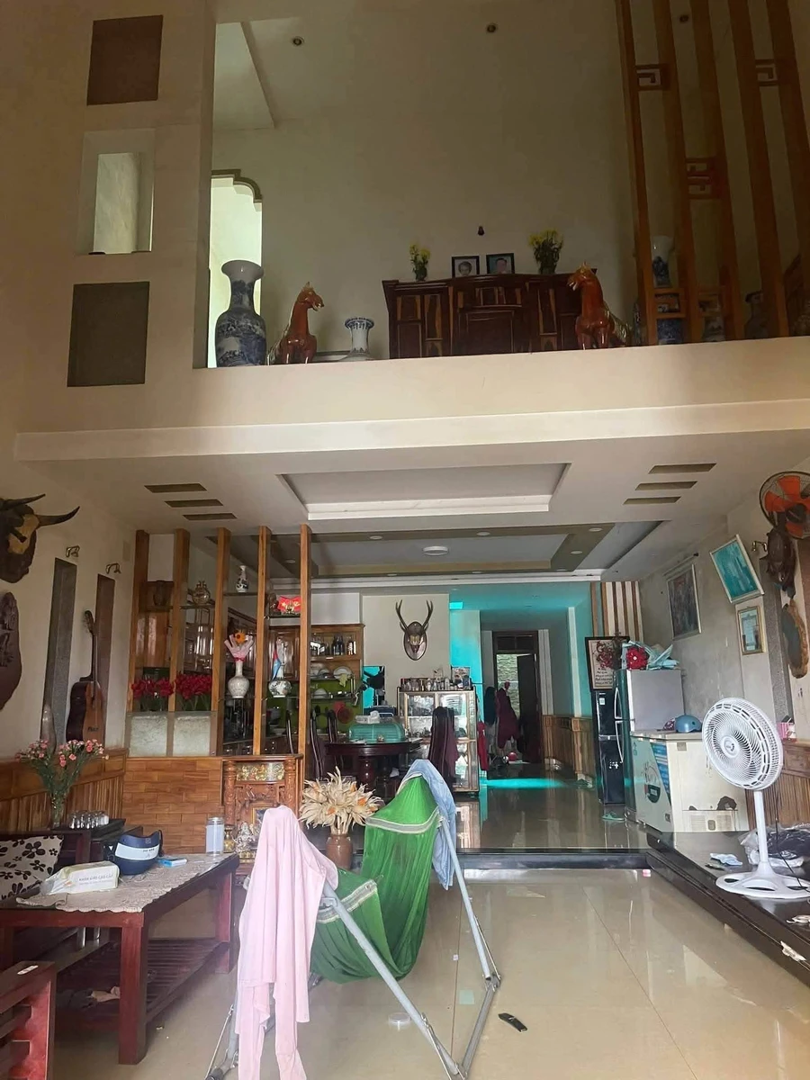 Bán nhà mặt tiền Hùng Vương, Tân Lập, Buôn Ma Thuột 120m2 giá 7,9 tỷ - Ảnh thu nhỏ 2