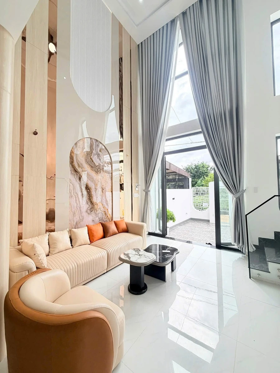 Bán nhà mê lửng 473 Y Moan 105m² full nội thất 3 tỷ 150 - Ảnh thu nhỏ 2