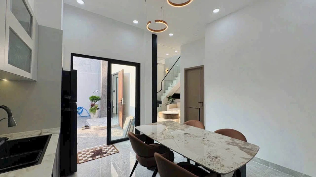 Bán nhà 3PN, 77m² đường Phạm Hữu Lầu, Quận 5 - Ảnh thu nhỏ 5