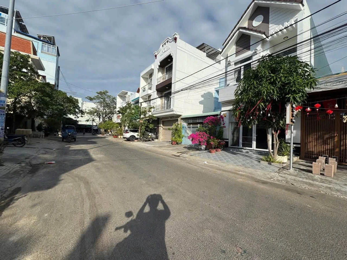 Bán nhanh lô đất mặt tiền đường Đỗ Hành 100m2 giá 4,1 tỷ, Phú Thủy, Phan Thiết - Ảnh thu nhỏ 5
