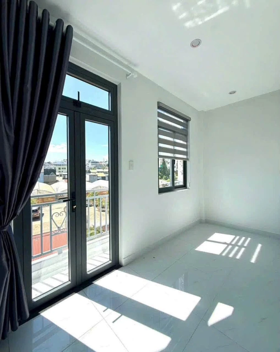 Bán nhà liền kề 40m2 Trạng Trình Đà Lạt 3.79 tỷ - Ảnh thu nhỏ 3