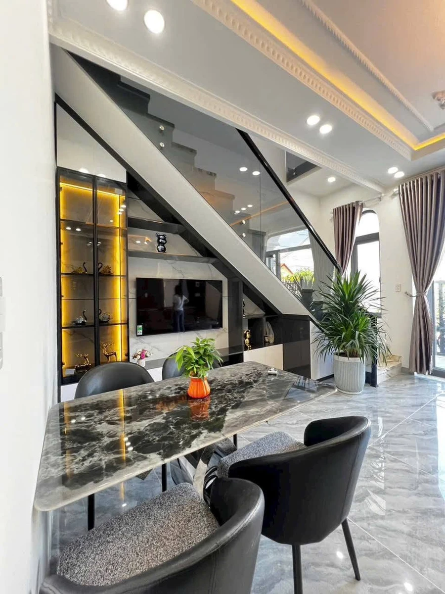 Bán nhà góc 1 trệt 1 lầu đầy đủ nội thất 101m² Diên An - Ảnh thu nhỏ 4