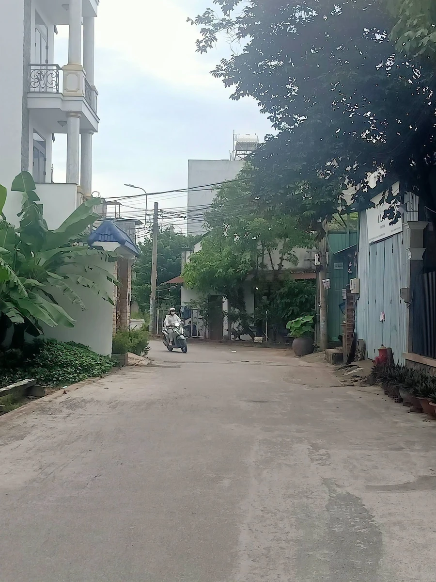Bán nhà hẻm 47 Trường Lưu, Q9, 70m2, 2PN 3.5 tỷ - Ảnh thu nhỏ 3