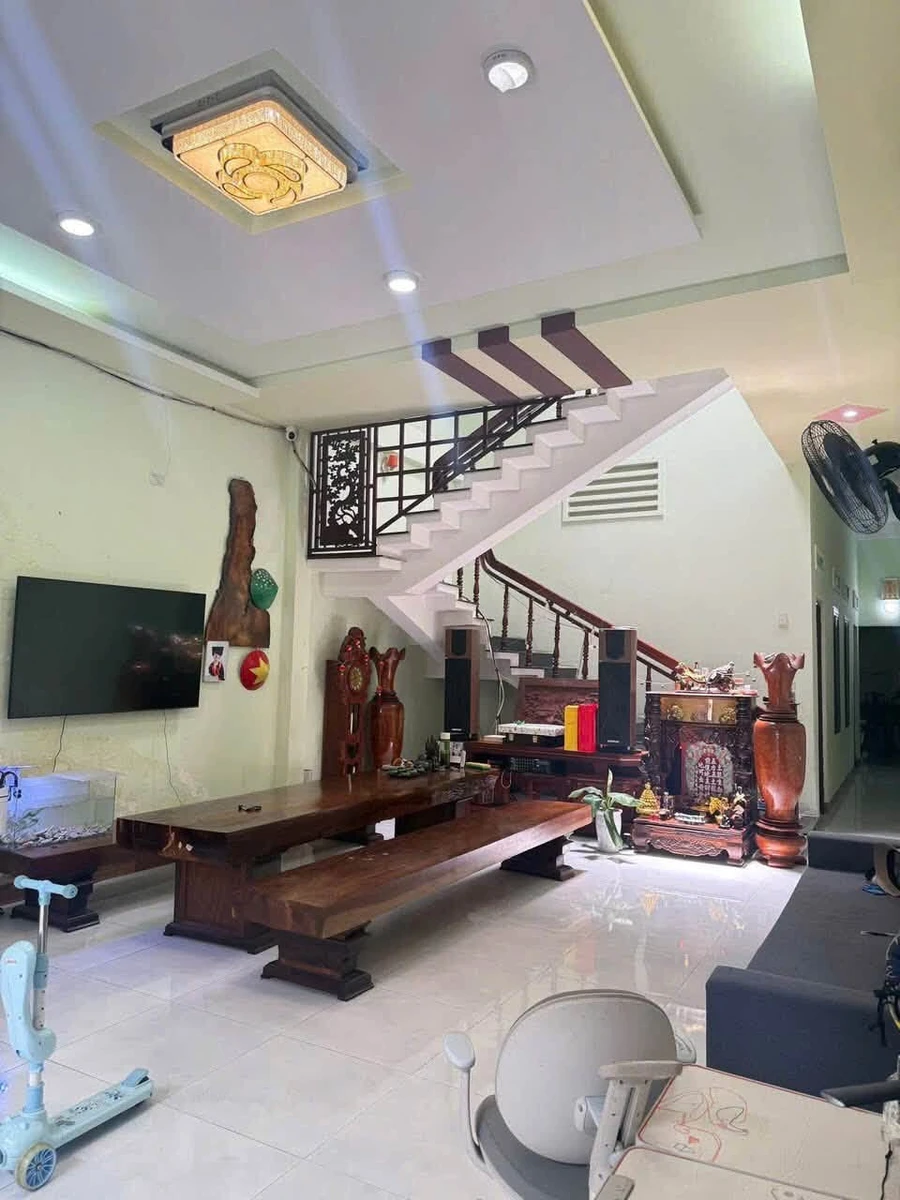 Bán nhà mặt tiền Nguyễn Chí Thanh 231m², Quảng Ngãi 2,99 tỷ - Ảnh thu nhỏ 3