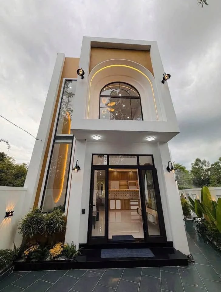 Bán villa 2 tầng 120m² Lê Ngô Cát Thủy Xuân Huế 3 tỷ - Ảnh 1