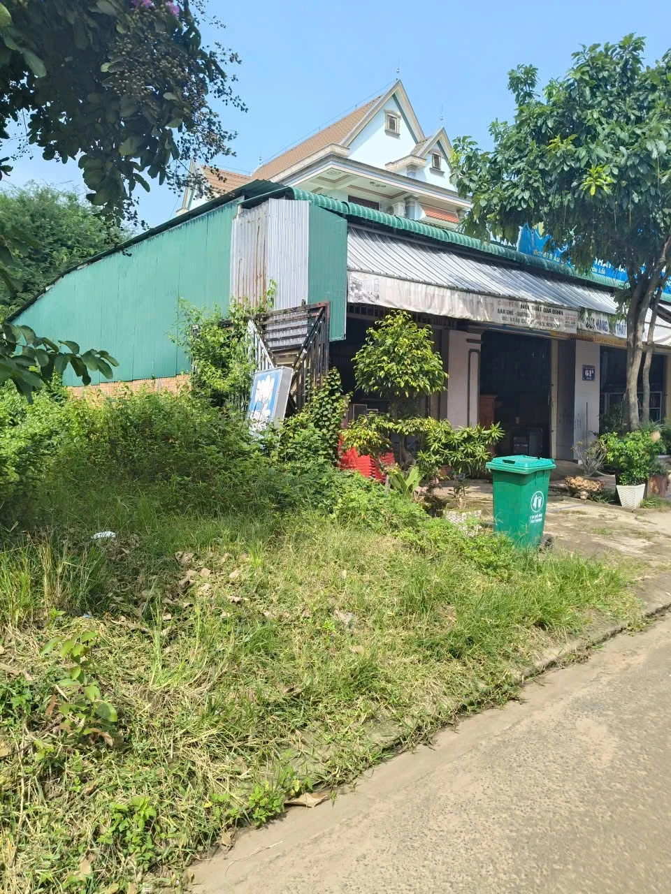 Bán lô đất thổ cư 5x18m mặt tiền đường Âu Cơ, Ea Súp, Đắk Lắk giá 1,9 tỷ - Ảnh 1