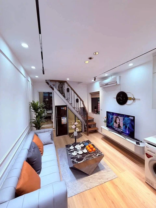 Cho thuê căn hộ 3PN 90m² tại Kim Liên, Đống Đa