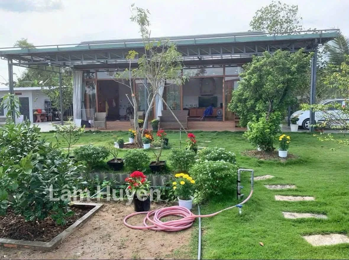 Bán nhà vườn mặt tiền 48m, 3200m², gần chợ Đồng Nai, Bình Chánh - Ảnh 1