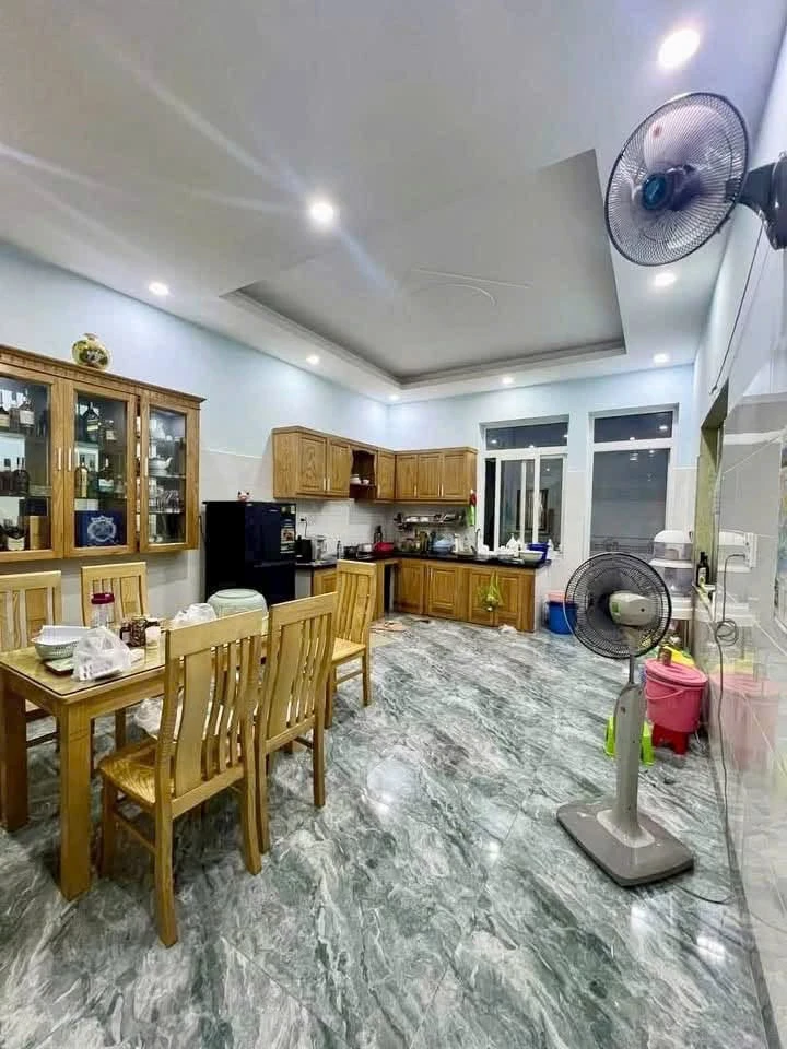 Bán nhà mặt tiền 76m2, 4 phòng ngủ Phường 3 Vũng Tàu - Ảnh thu nhỏ 2
