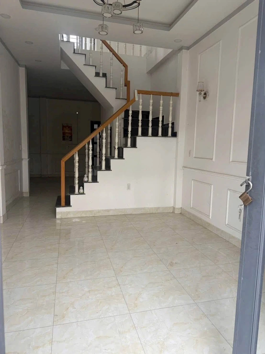 Bán nhà 1 trệt 1 lầu 2PN, 78m2 Tân Vạn - 2.4 tỷ - Ảnh thu nhỏ 2