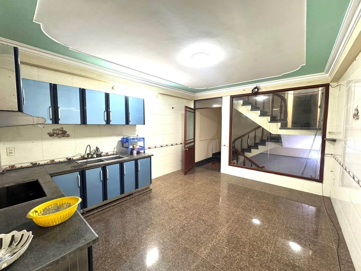 Bán nhà mặt đường Lê Hồng Phong 60m2, 4 tầng, 4 phòng ngủ, Hải Phòng - Ảnh thu nhỏ 4