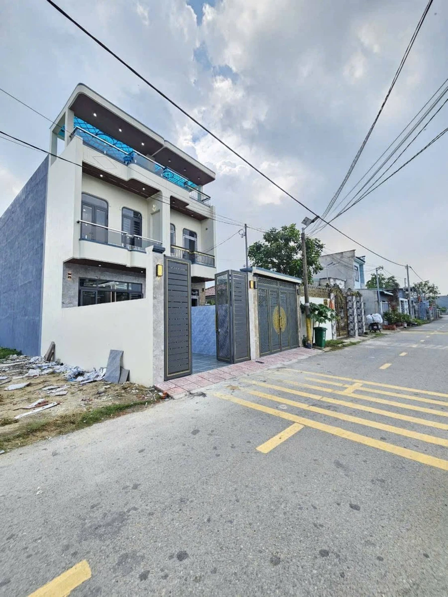 Bán nhà 3 phòng ngủ 103m2 gần hồ Biconsi, Dĩ An, 5.5 tỷ - Ảnh thu nhỏ 4