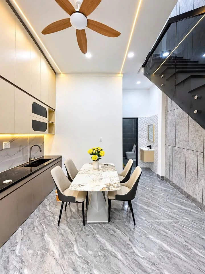 Bán nhà 1 trệt 1 lầu 3 phòng ngủ, 4,2x15m, hẻm xe hơi, Trảng Dài, Đồng Nai - Ảnh thu nhỏ 5