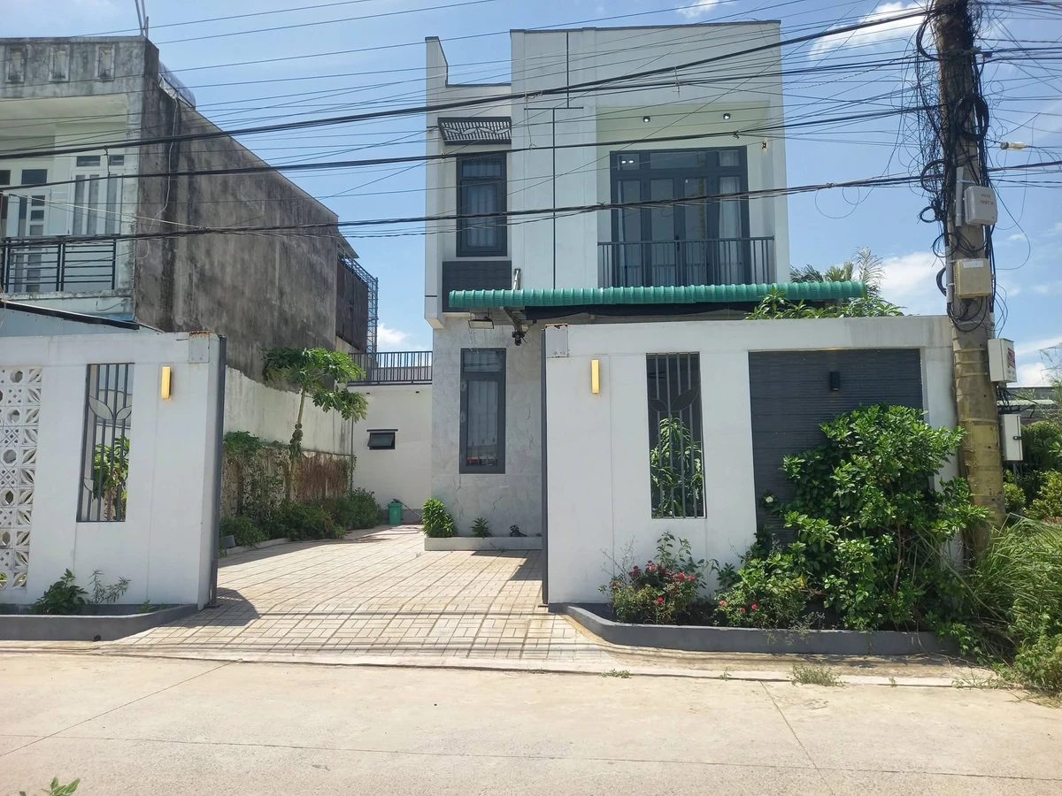 Bán nhà vườn 3PN/3WC 180m² Mỹ Hạnh Nam 2.9 tỷ - Ảnh 1
