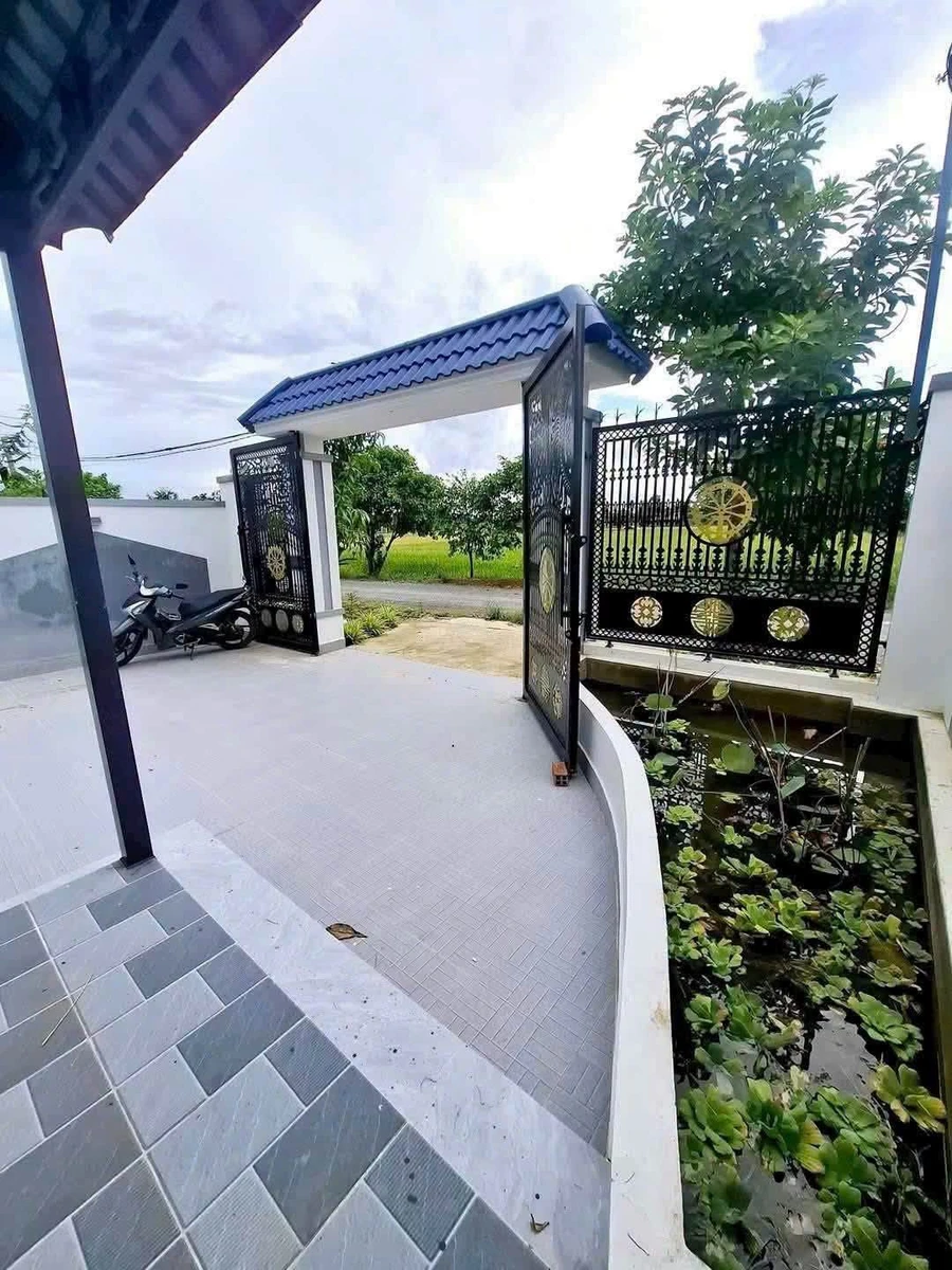 Bán nhà 4 phòng ngủ 332m2 Cần Đước Long An - Ảnh 1