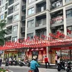 Bán căn shop cửa sảnh tòa hơn 1000 căn hộ sổ lâu dài dòng tiền thuê 50tr/th LH 0986 903 *** - Ảnh thu nhỏ 24