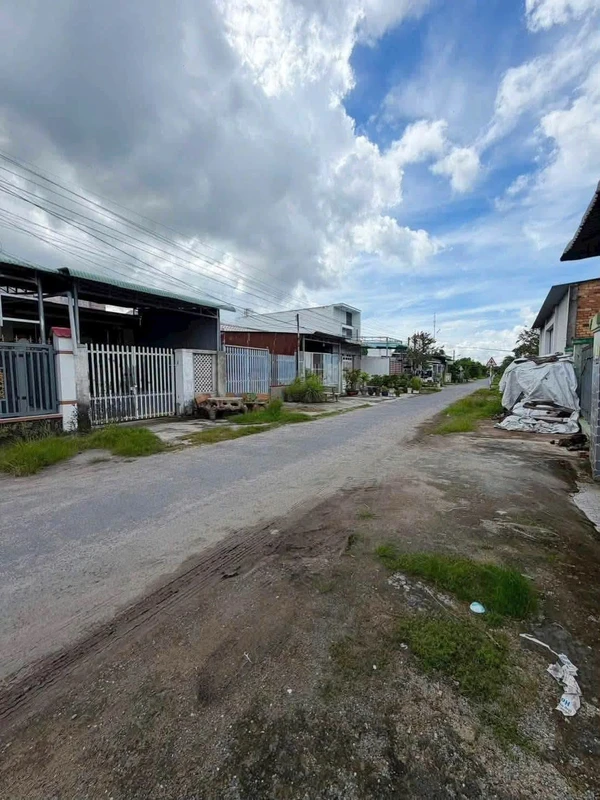 Bán nhà 2 phòng ngủ 50m2 phường Long Hoa Tây Ninh