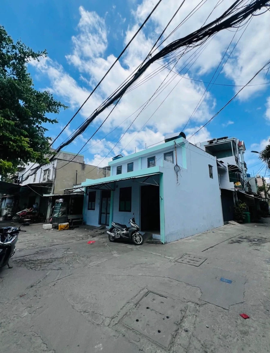 Bán nhà lô góc 2 mặt tiền hẻm xe hơi 7.7x9.2m đường Đình Nghi Xuân, Bình Tân - Ảnh 1
