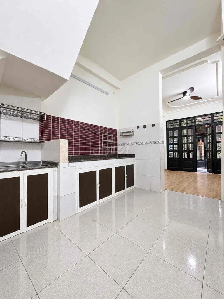 Bán nhà hẻm ba gác Ngô Gia Tự, Quận 10, 40,2m², 3 tầng 3PN 3WC, nhỉnh 5 tỷ - Ảnh thu nhỏ 2