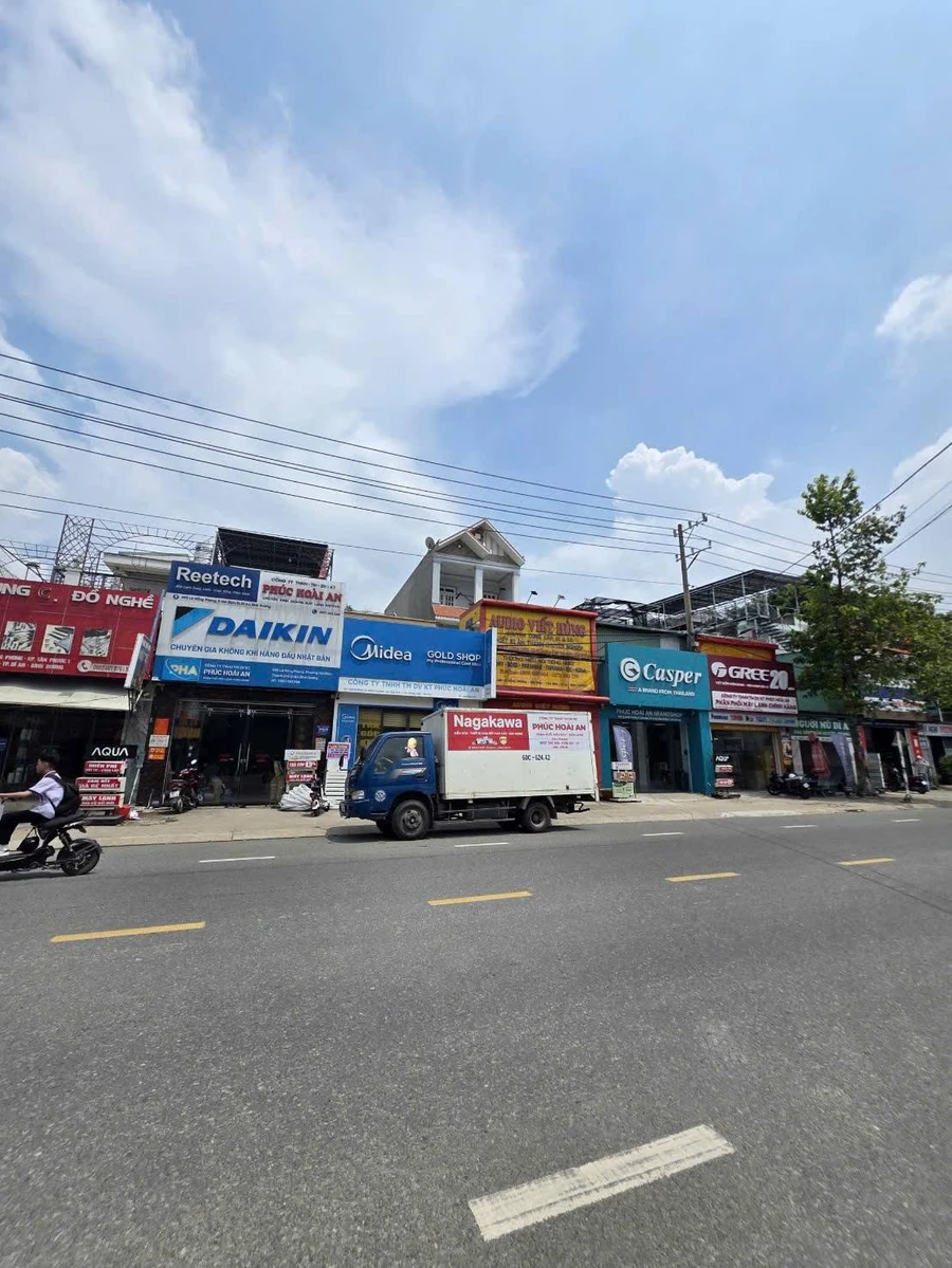 Bán nhà nghỉ mặt tiền Lê Hồng Phong 133m2, Dĩ An - Ảnh 1